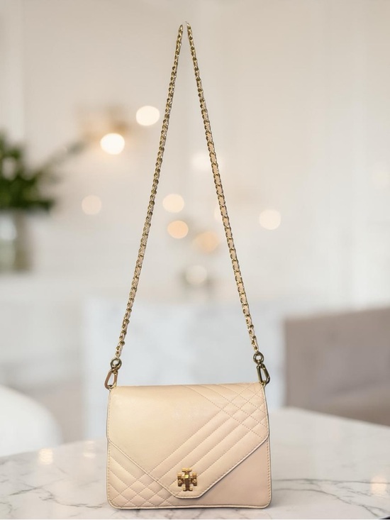 Tory Burch Handbags - ✨ Tory Burch Kira Blush Quilted Leather Chain Crossbody Bag Gold Logo 👛
